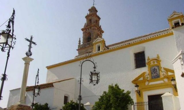 Iglesia de Santiago y Casa Hermandad de la Columna